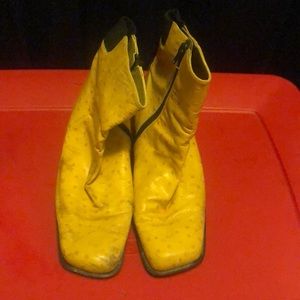 Leather Yellow Ostrich print boots